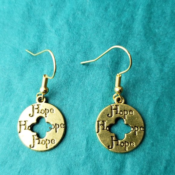 3/10$ Gold tone hope round earrings - Picture 1 of 4